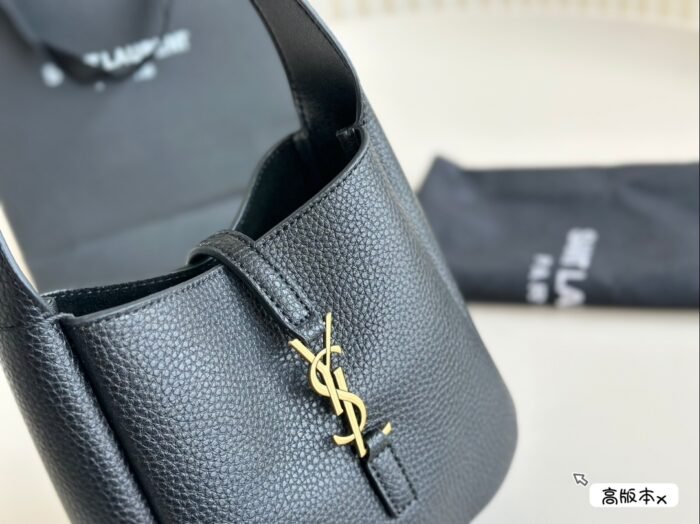 ⁦YSL Saint Laurent Hobo Handbag Shoulder Bag⁩ - الصورة ⁦4⁩