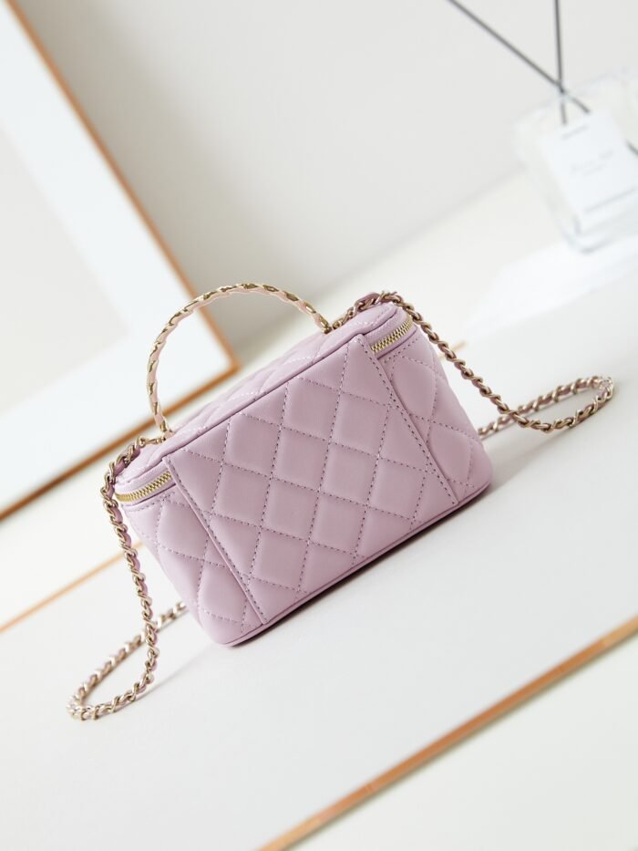 Chanel 10A Handbag Shoulder Bag Top Mirror Quality Version chanel AP5152 - Image 5
