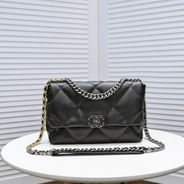 Chanel Lambskin Quilted Medium19 Flap Shoulder Bag Handbag - Image 1