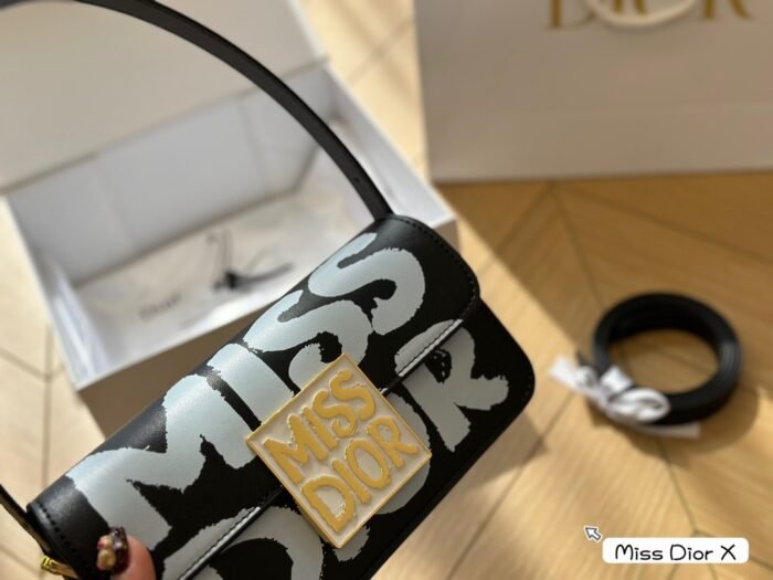 Dior Miss Dior Shoulder Bag - Image 8