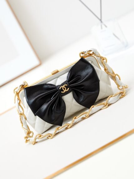 Chanel 10A Handbag Shoulder Bag Top Mirror Quality Version AP5127