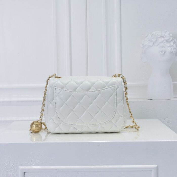 ⁦Chanel Cross Body Metal Ball Chain Shoulder Bag Handbag CF 9021⁩ - الصورة ⁦3⁩