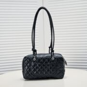 ⁦Chanel Ligne Cambon Bowling Bag Large Shoulder Bag Handbag⁩ - الصورة ⁦3⁩