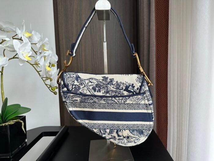 Dior Embroidery Saddle Bag Shoulder Bag Handbag Mirror Quality Version 10A - Image 2