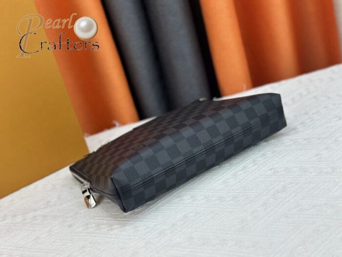 ⁦Louis Vuitton Pochette Jour Monogram Eclipse M82080 Clutch Bag Handbag⁩ - الصورة ⁦4⁩
