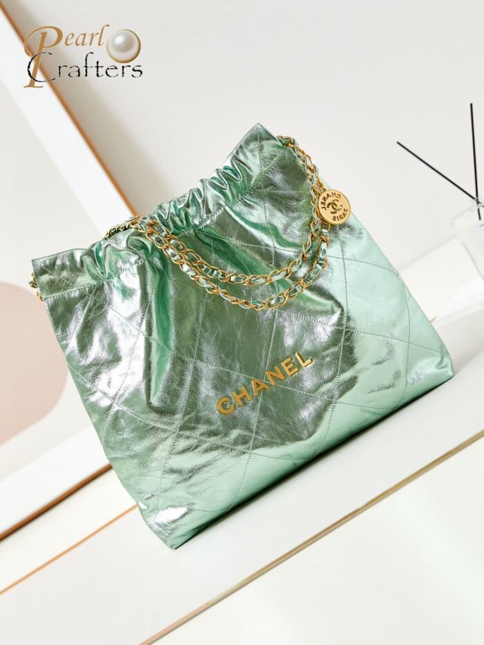 Chanel 10A Handbag Shoulder Bag Top Mirror Quality Version 22 bag AS3261 - Image 1