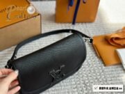 ⁦Louis Vuitton Buci Shoulder Bag Handbag⁩ - الصورة ⁦4⁩
