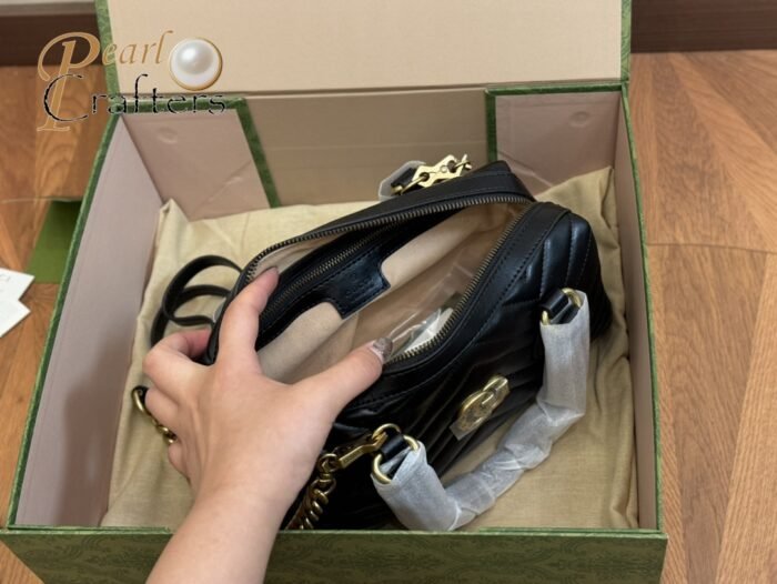⁦Gucci Marmont Top Handle Shoulder Bag Handbag⁩ - الصورة ⁦4⁩