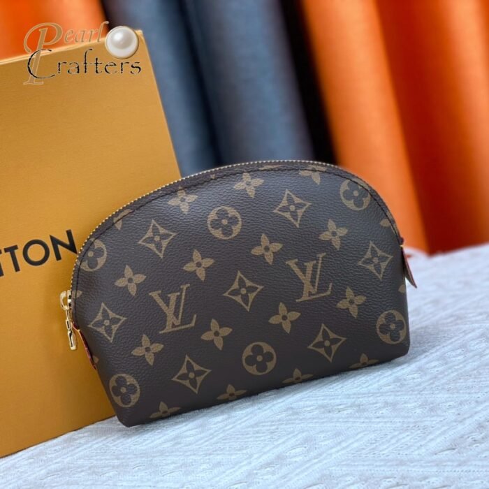 【Flash Sale】Louis Vuitton LV  Cosmetics Bag Pouch Toiletry Bag Leather Handbag - Image 2