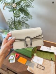⁦Gucci Dionysus Supermini Shoulder Bag⁩ - الصورة ⁦4⁩