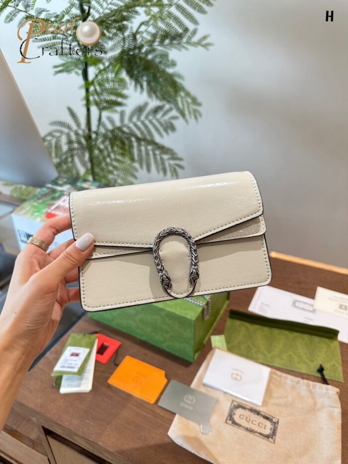 ⁦Gucci Dionysus Supermini Shoulder Bag⁩ - الصورة ⁦4⁩