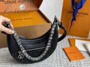 Louis Vuitton Loop Shoulder Bag - Image 7