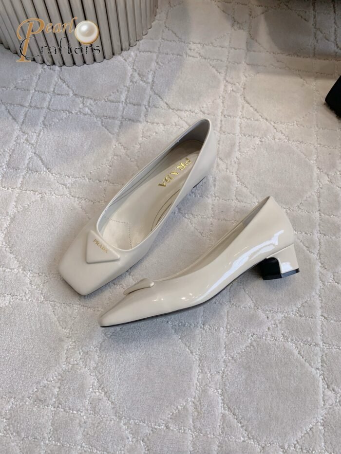 ⁦Prada Triangle Square Toe Chunky Heel Shoes Sandals Slipper Shoes⁩ - الصورة ⁦4⁩