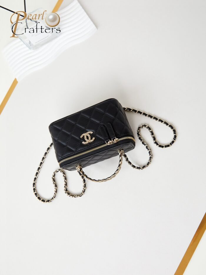 Chanel 10A Handbag Shoulder Bag Top Mirror Quality Version chanel AP5152 - Image 7