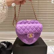 ⁦Chanel  Peach Pericardium Across The Body Bag⁩ - الصورة ⁦7⁩