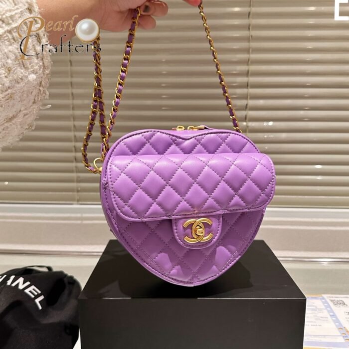 ⁦Chanel  Peach Pericardium Across The Body Bag⁩ - الصورة ⁦7⁩