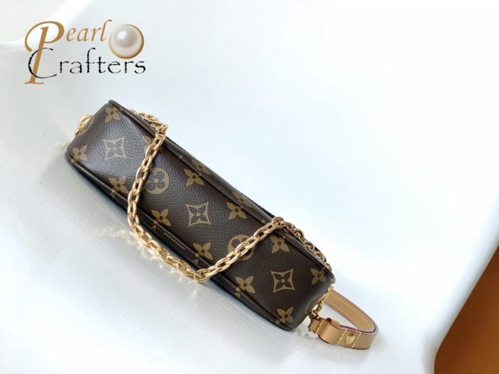 Louis Vuitton 10A Handbag Shoulder Bag Top Mirror Quality Version Wallet On Chain Ivy M81911 - Image 4