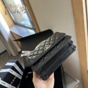 ⁦Chanel  Fortune Pearl-Handle Bag⁩ - الصورة ⁦12⁩