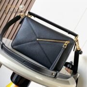 ⁦Loewe Puzzle Bag Handbag Shouder Bag Small Size With Cavans Strap 10A Quality version⁩ - الصورة ⁦2⁩