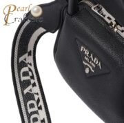 ⁦Prada Triangle Opening&Closing Handbag Shoulder Bag⁩ - الصورة ⁦3⁩