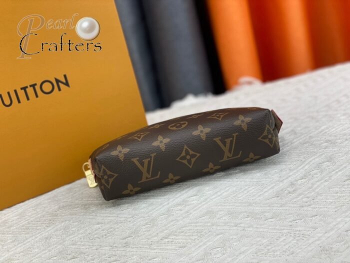 【Flash Sale】Louis Vuitton LV  Cosmetics Bag Pouch Toiletry Bag Leather Handbag - Image 5