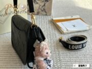 Louis Vuitton DIANE Shoulder Bag Handbag - Image 3