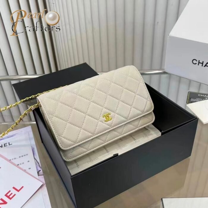 ⁦Chanel  WOC Quilted Caviar Shoulder Bag⁩ - الصورة ⁦4⁩