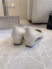 ⁦Prada Triangle Square Toe Chunky Heel Shoes Sandals Slipper Shoes⁩ - الصورة ⁦8⁩
