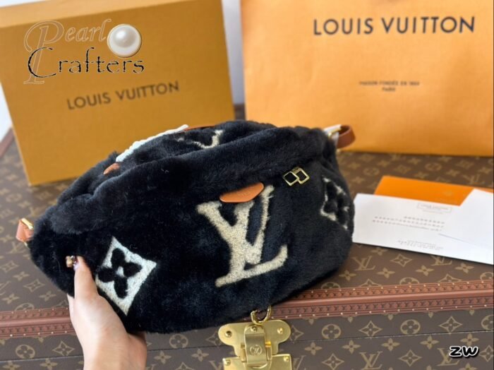 Louis Vuitton Bumbag Shoulder Bag Handbag - Image 8