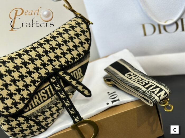 Dior Saddle Bag Shoulder Bag - Image 4