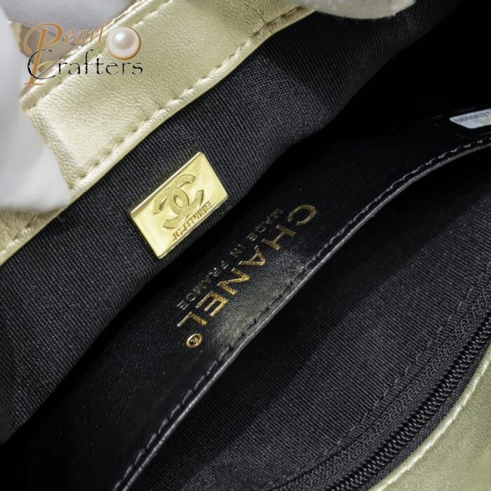 Chanel 24c CF Stars Bag Patent Leather Gold Shoulder Bag Handbag - Image 9