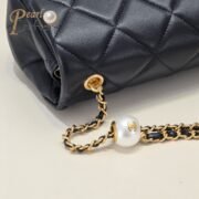 ⁦Chanel 24S Hobo Bag With Pearl Adjustable  Shoulder Bag Handbag⁩ - الصورة ⁦7⁩