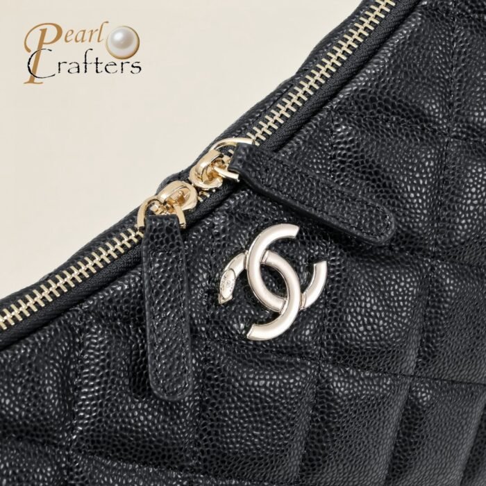 Chanel Hobo Underarm Bag Large Shoulder Bag Handbag - Image 6