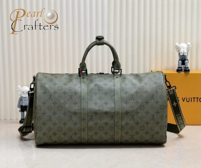 ⁦Louis Vuitton Military Green KEEPALL 50 Travel Bag⁩ - الصورة ⁦5⁩