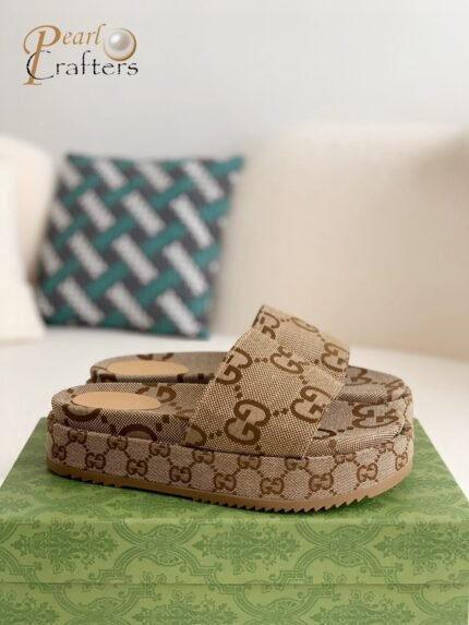 Gucci Ladies Slippers Sandals