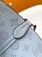 ⁦Louis Vuitton 10A Handbag Shoulder Bag Top Mirror Quality Version Blossom M24930⁩ - الصورة ⁦7⁩