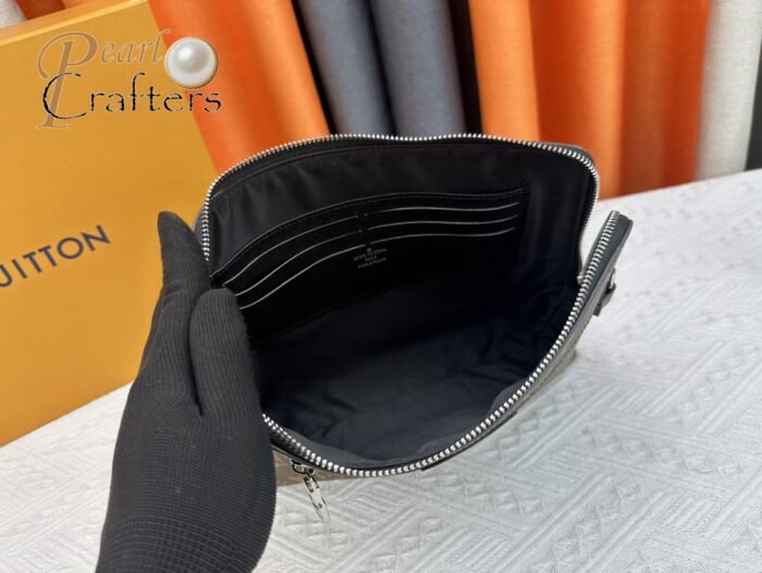 ⁦Louis Vuitton Pochette Jour Monogram Eclipse M82080 Clutch Bag Handbag⁩ - الصورة ⁦9⁩