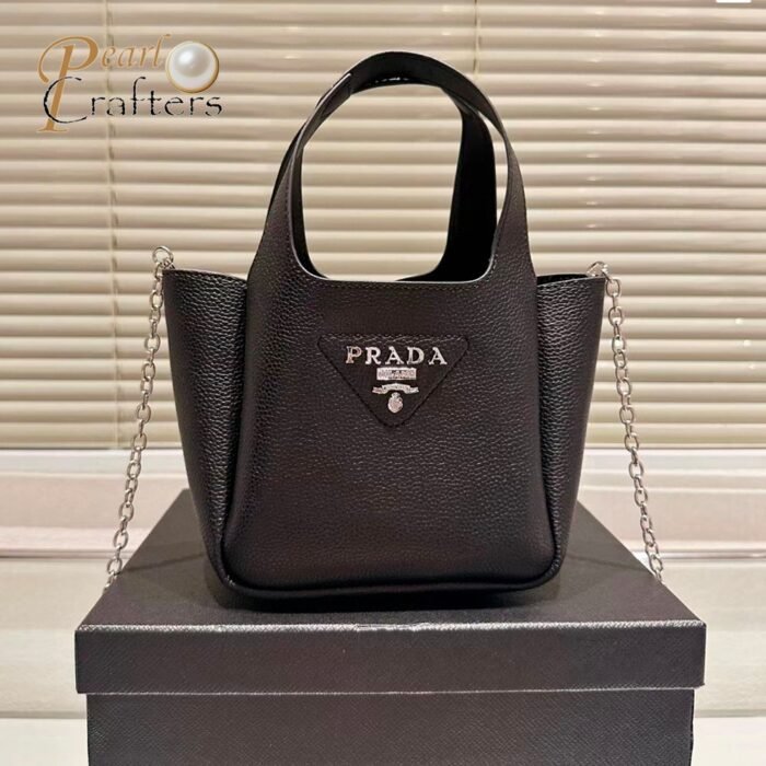 ⁦Prada Leather Handbag Tote Bag⁩ - الصورة ⁦2⁩
