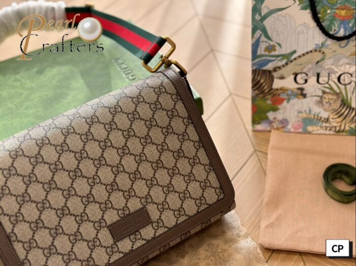 Gucci Messenger Shoulder Bag Crossbody Bag - Image 2