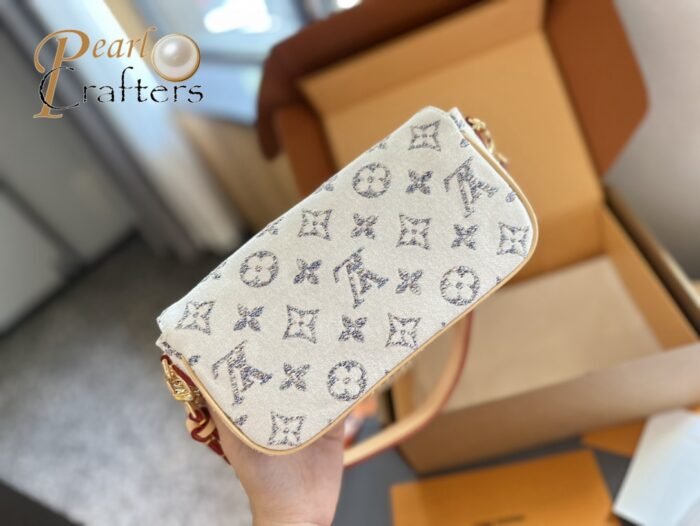 Louis Vuitton LV Denim Ivy Shoulder Bag Handbag - Image 6