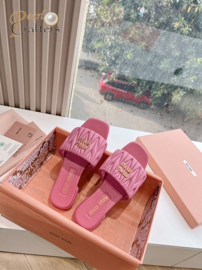 ⁦Miu Miu Slipper Sandals Low Heel Shoes⁩ - الصورة ⁦5⁩