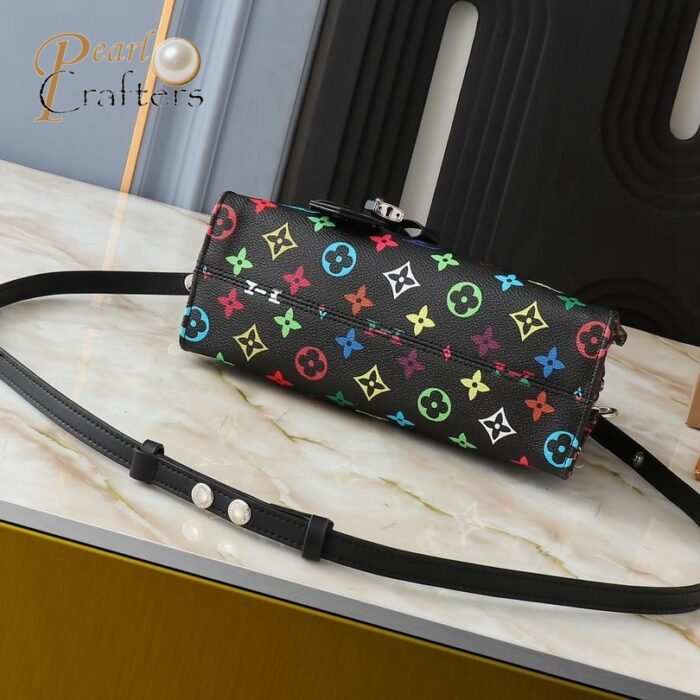 ⁦Louis Vuitton LV Takashi Murakami Murakami ONTHEGO EAST WEST Shoulder Bag M13260⁩ - الصورة ⁦5⁩
