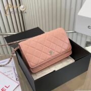⁦Chanel  WOC Quilted Caviar Shoulder Bag⁩ - الصورة ⁦10⁩