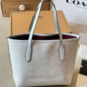 Coach Outlet city tote bag in signature canvas-(10A mirror version） - Image 2