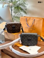 Louis Vuitton Montsouris Messenger Shoulder Bag Handbag - Image 7