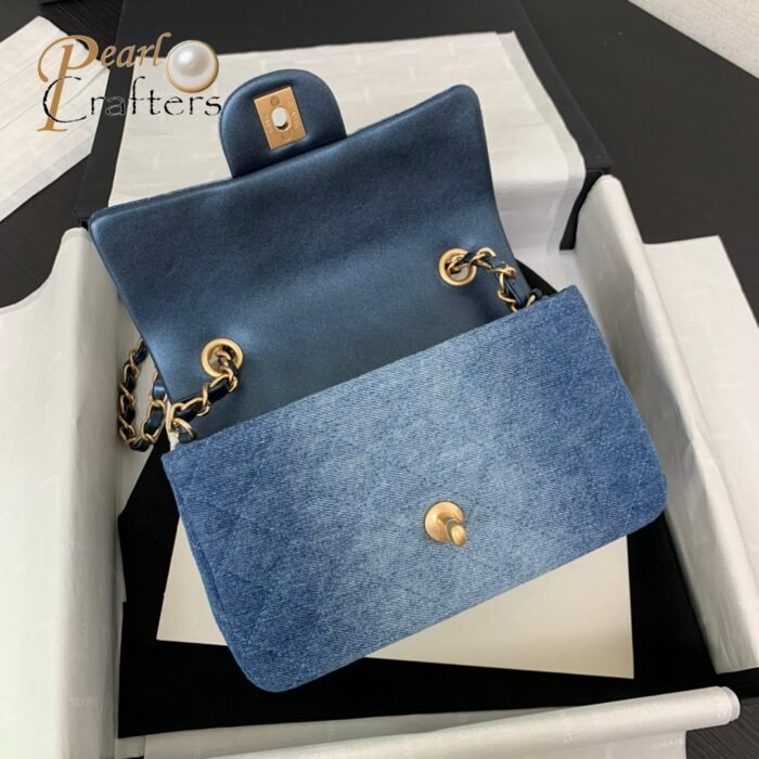 ⁦Chanel 10A Rectangular Flap Bag Blue Denim Antique Gold Hardware Top Mirror Quality Version⁩ - الصورة ⁦3⁩