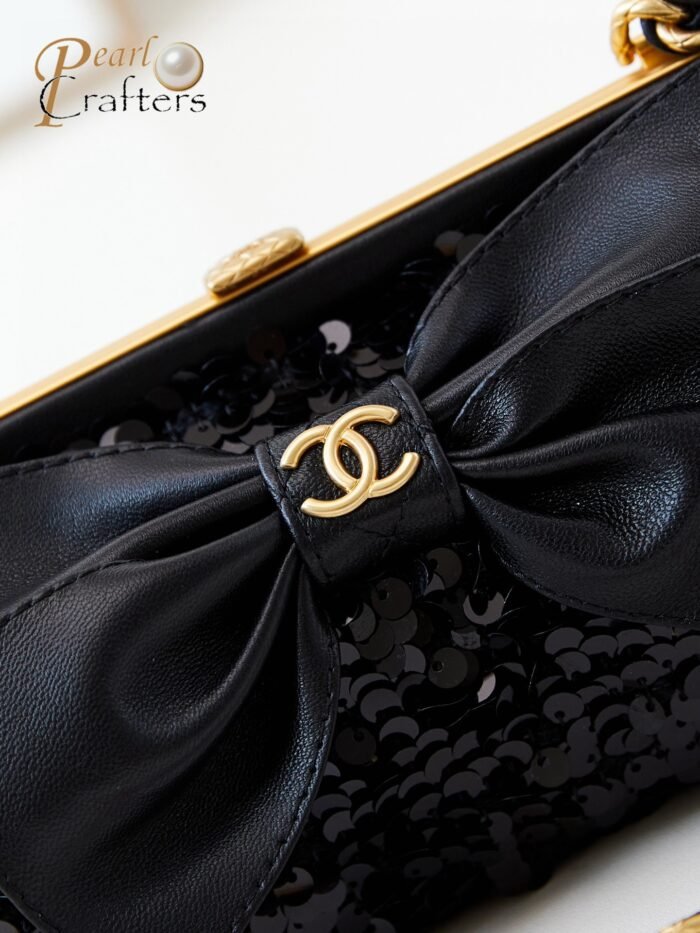 Chanel 10A Handbag Shoulder Bag Top Mirror Quality Version AP5127 - Image 2