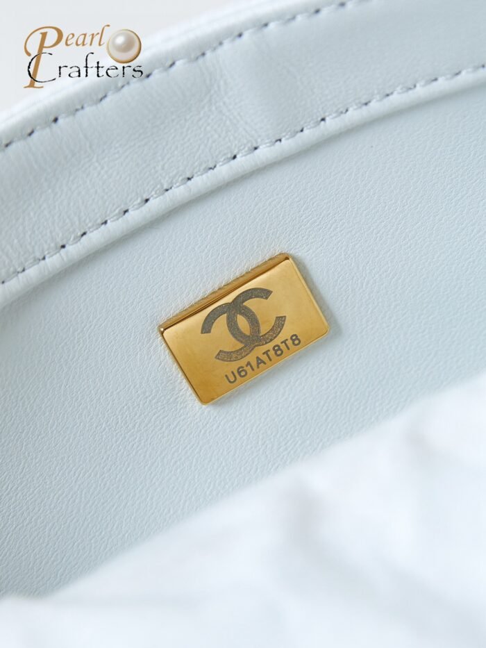 ⁦Chanel 10A Handbag Shoulder Bag Top Mirror Quality Version CHANEL AS4561⁩ - الصورة ⁦9⁩