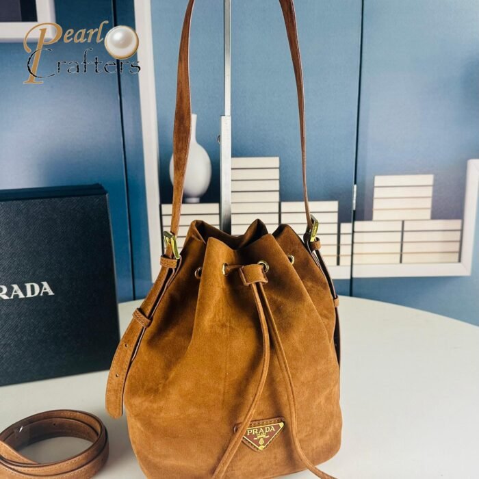 ⁦Prada Bucket Bag Shoulder Bag⁩ - الصورة ⁦1⁩