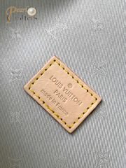 Louis Vuitton 10A Handbag Shoulder Bag Top Mirror Quality Version Wallet on Chain Ivy M83499 - Image 9